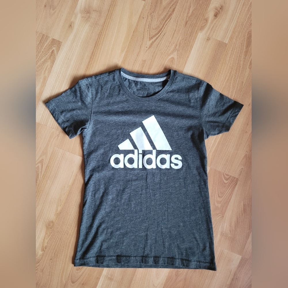 Adidas Womans Size XS Small Dark Gray Short Sleeve T Shirt